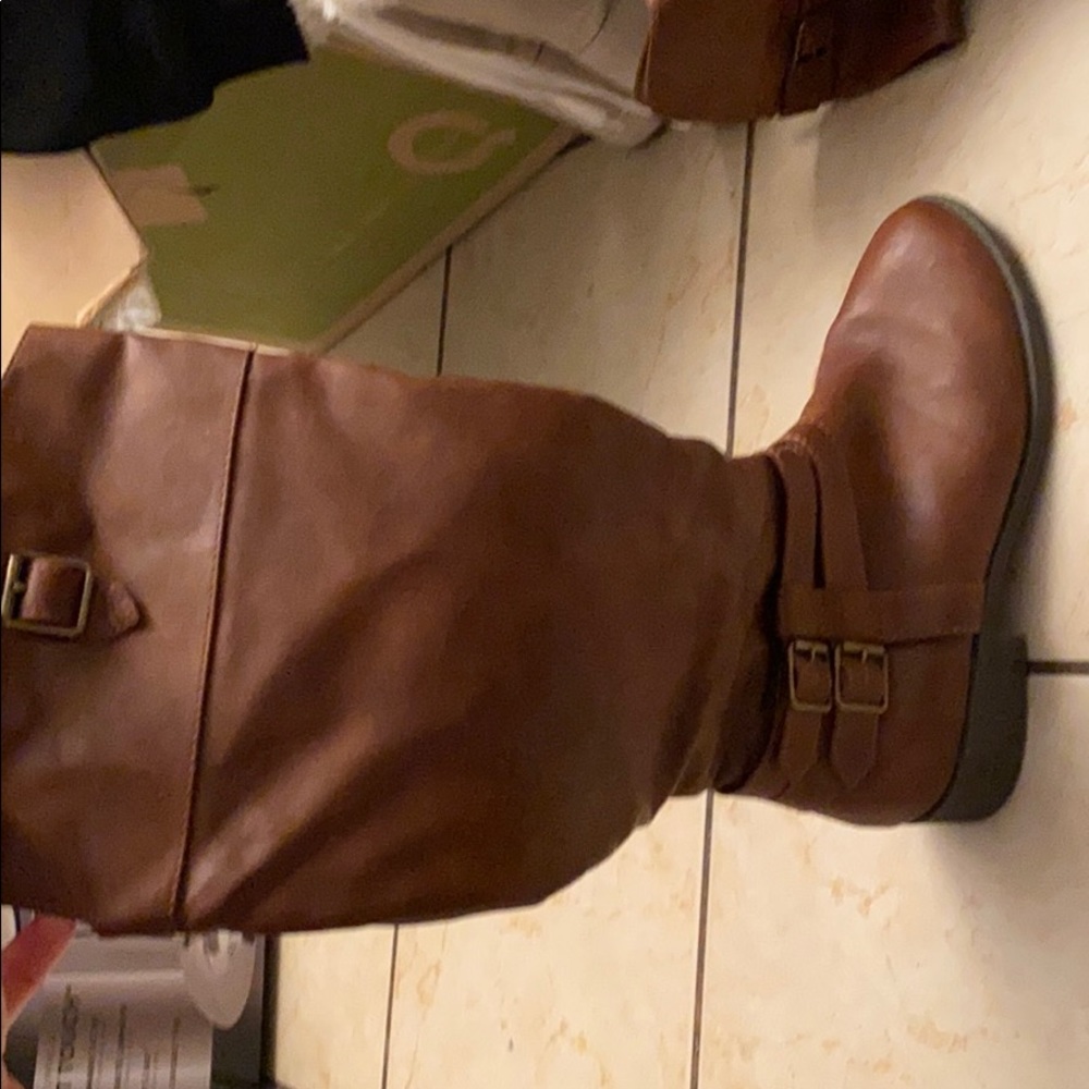 Brown boots